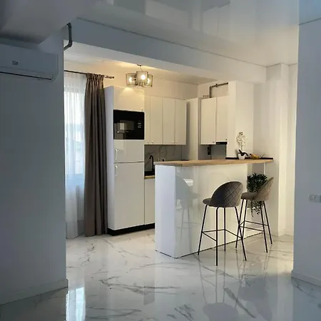 Summer By The Sea - Stefan Building Apartament