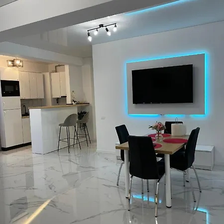 Summer By The Sea - Stefan Building Apartament *