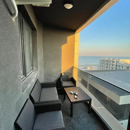 Summer By The Sea - Stefan Building Năvodari