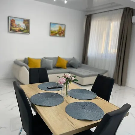 Summer By The Sea - Stefan Building Apartament *